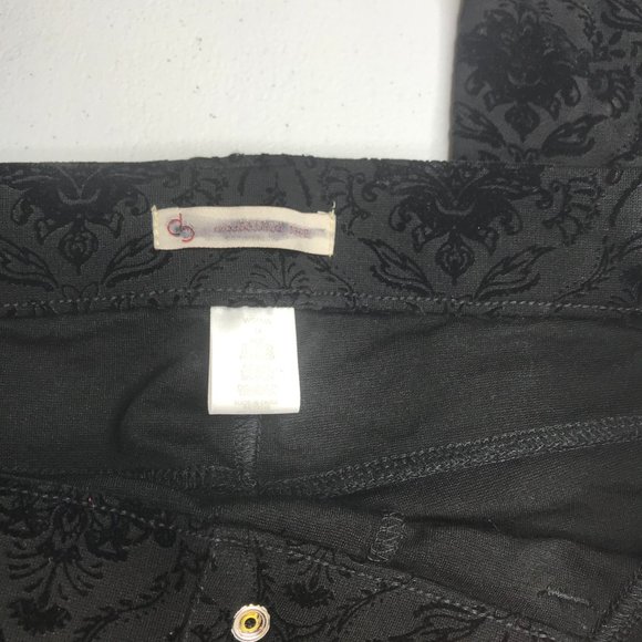 DB est 1962 black pants with raised floral size 1X - Picture 3 of 7